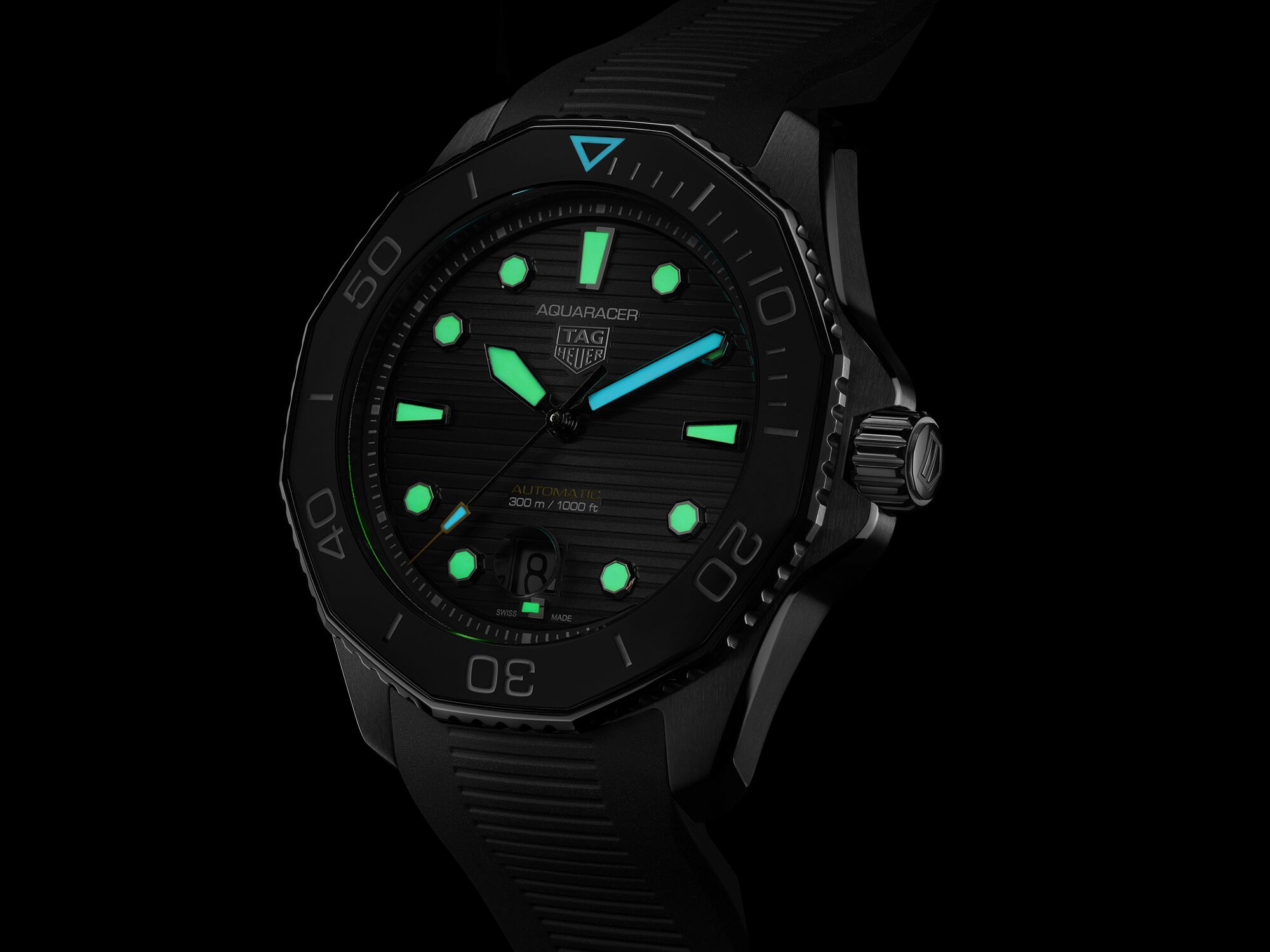 TAG HEUER  AQUARACER PROFESSIONAL 300