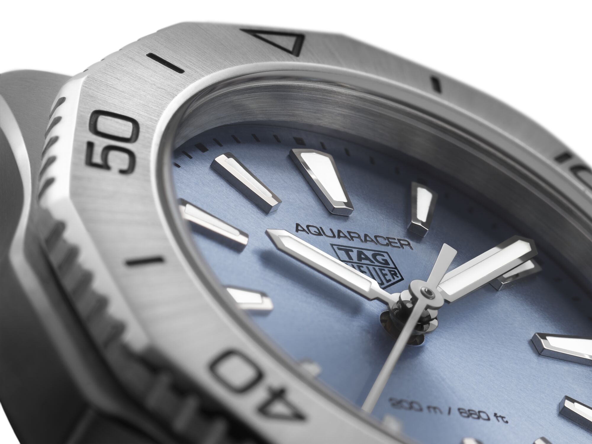 TAG HEUER  AQUARACER PROFESSIONAL 200