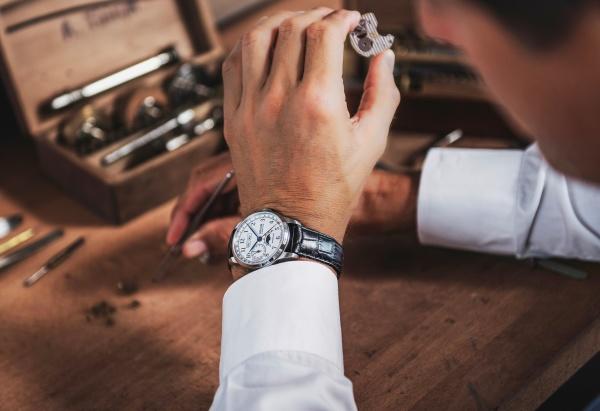 UNION GLASHÜTTE 1893 JOHANNES DÜRRSTEIN EDITION MONDPHASE